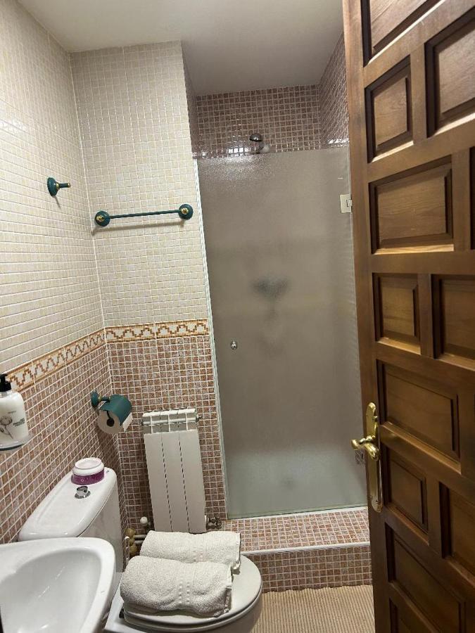 Hostal Transilvania Santa Cruz de Moncayo Bagian luar foto